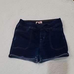 l.e.i Girls Denim Shorts, Size XL Regular.